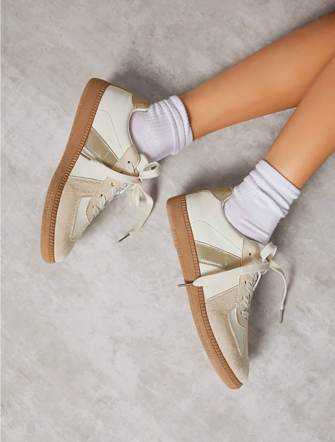 Retro Schnürsenkel Beige Gold Sneaker